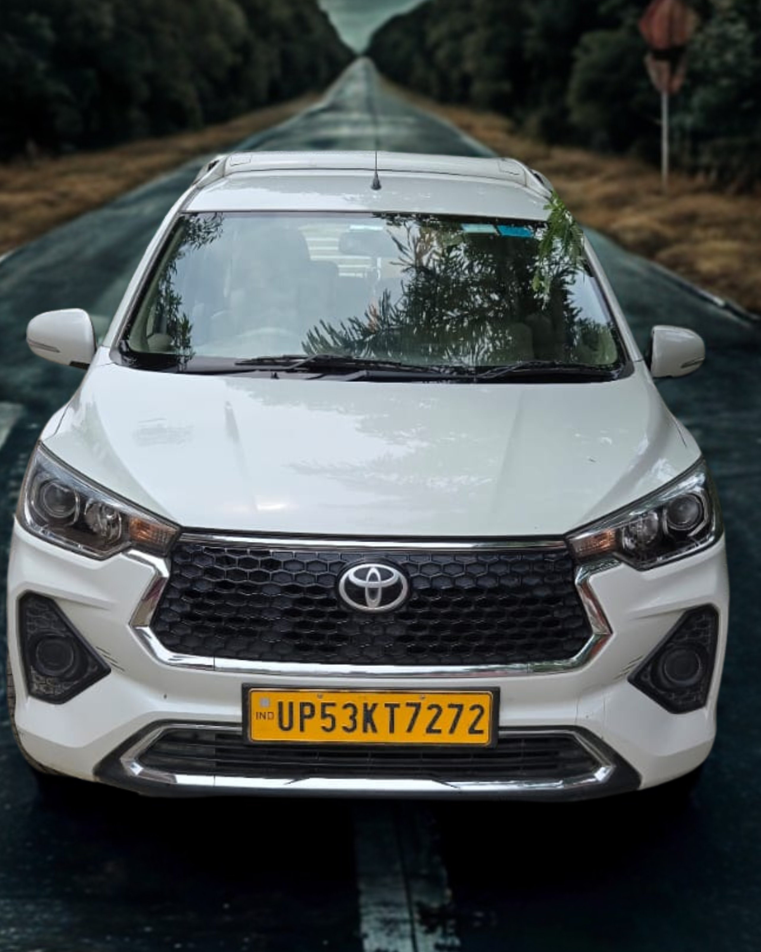 Innova Crysta / Premium SUV