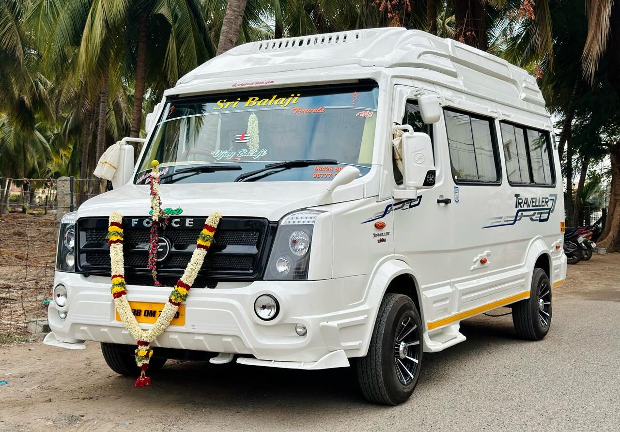 Tempo Traveller (20 Seater)